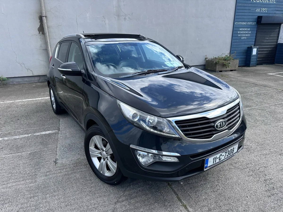 Kia sportage 1.7 CRDI Glass Roof NEW NCT - Image 1