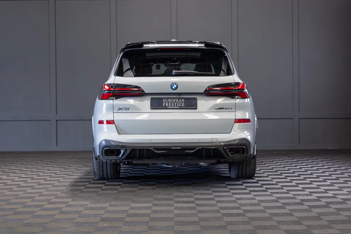2024 BMW X5 X-Drive 50e M-Sport - Image 4