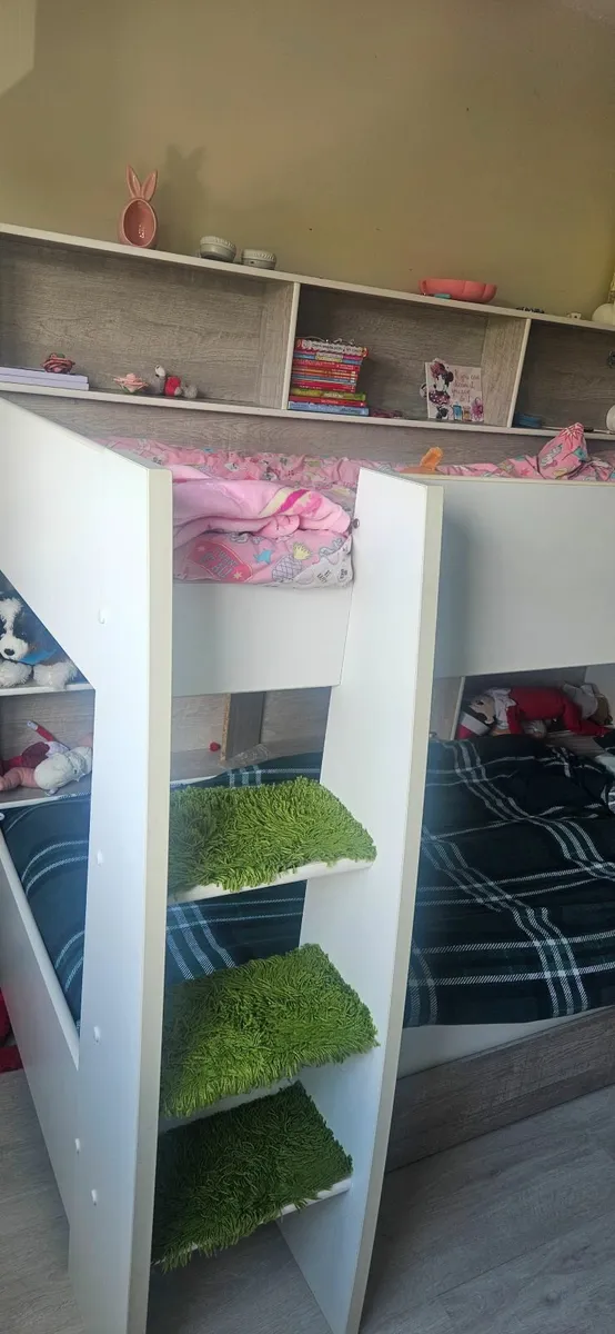 Bunk beds - Image 2