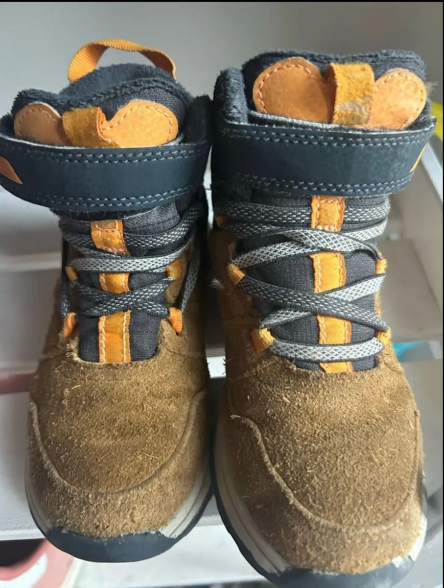 free boys boots - Image 1