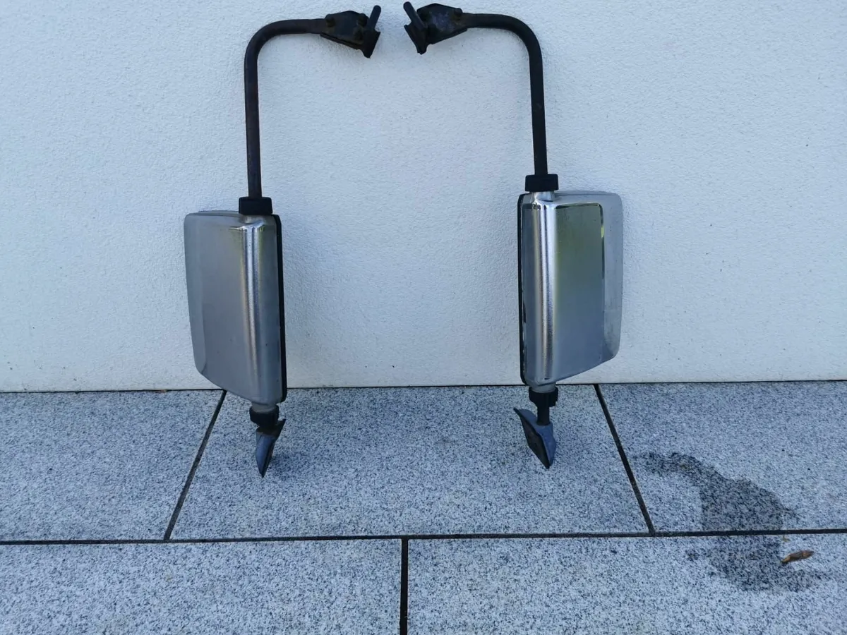 Mk1 Mitsubishi Pajero Spares / Accessories - Image 1