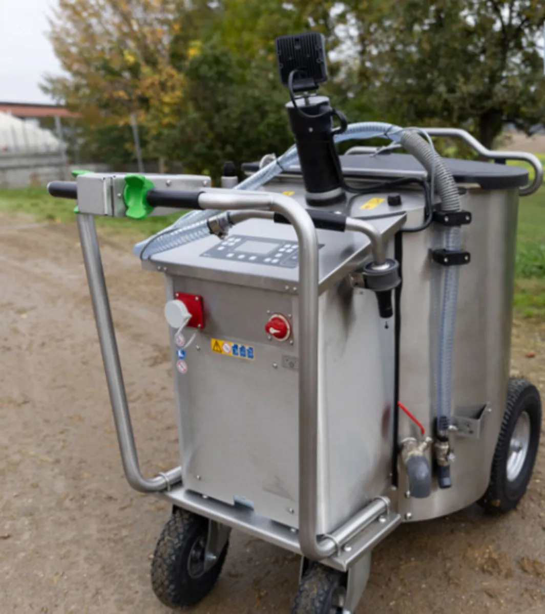 mobile tank calf feeder - Image 1