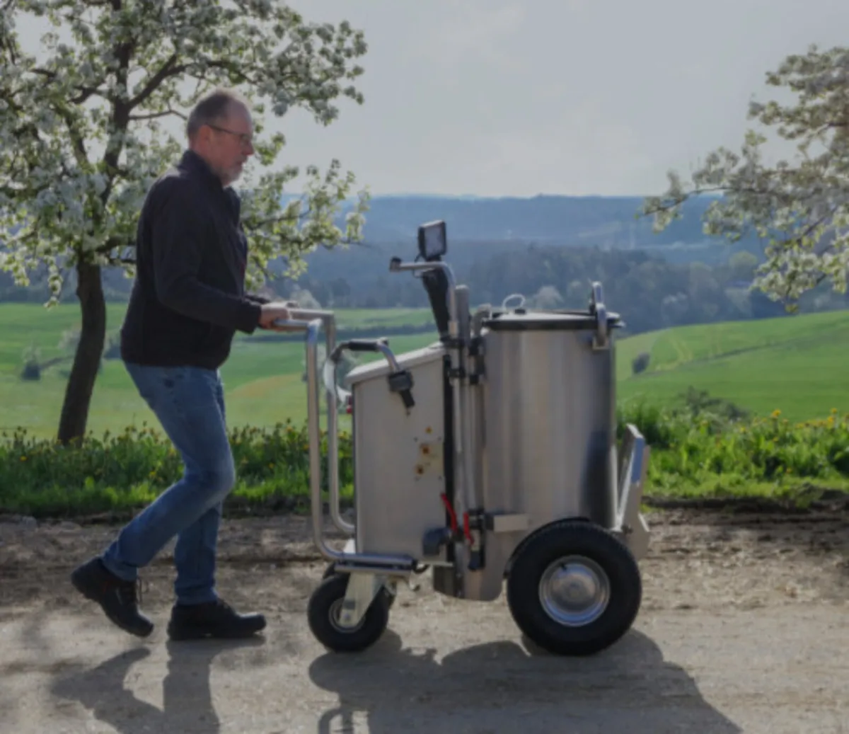 mobile tank calf feeder - Image 2