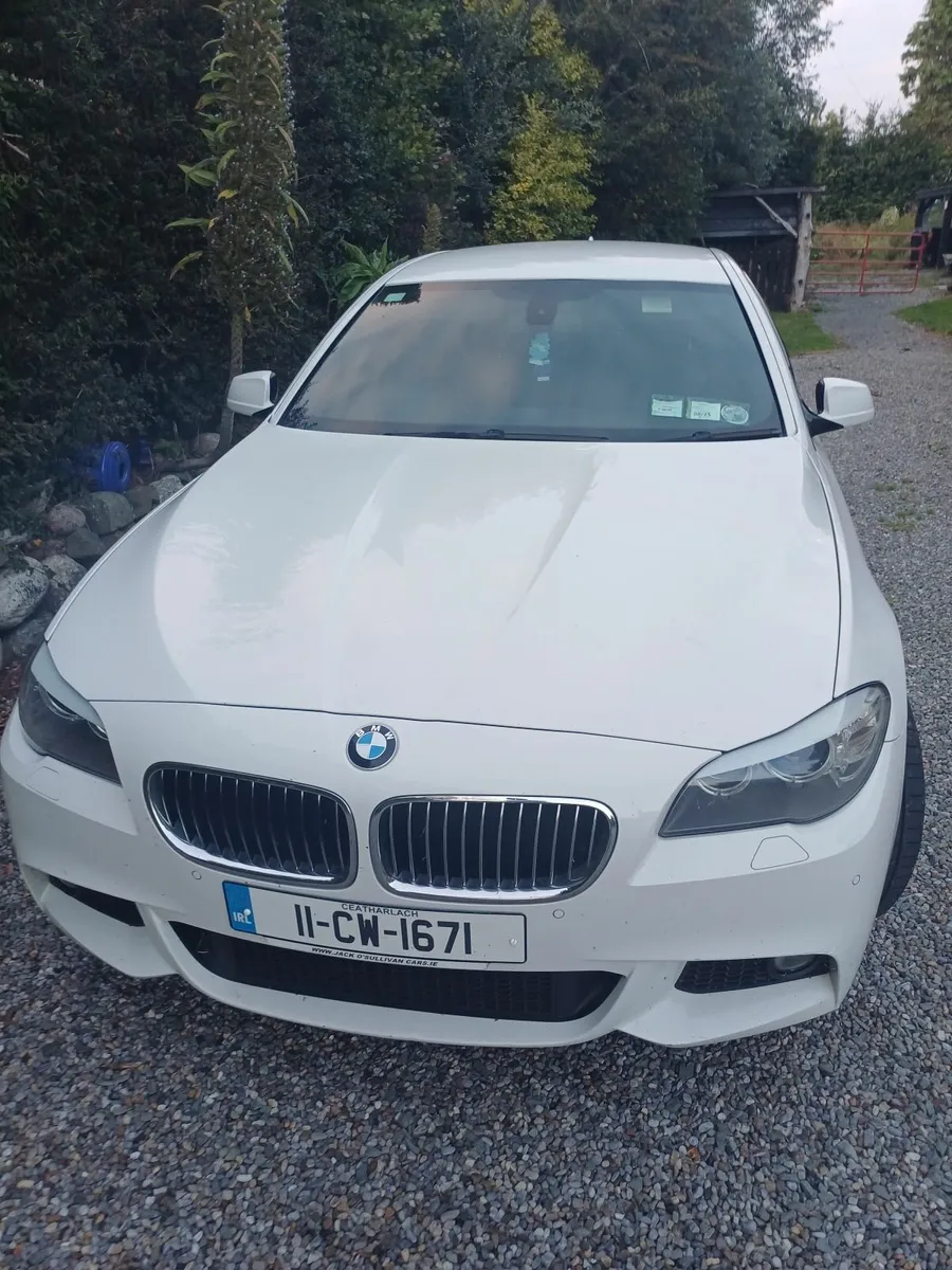 BMW 5-Series 2011 - Image 1