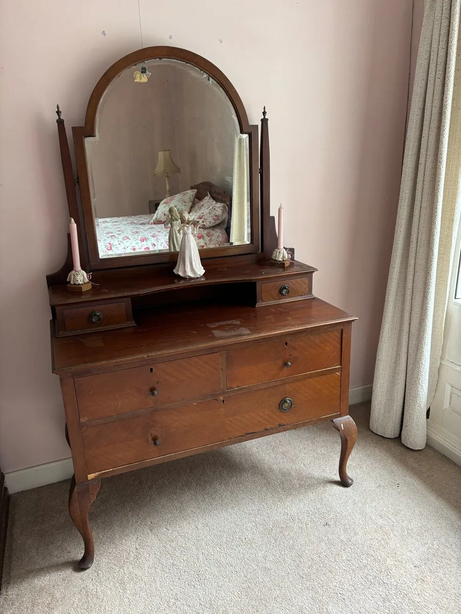 Antique Bedroom Dressing Table - Image 1