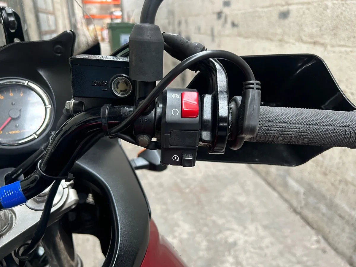 Suzuki DL 1000 V-STROM - Image 4