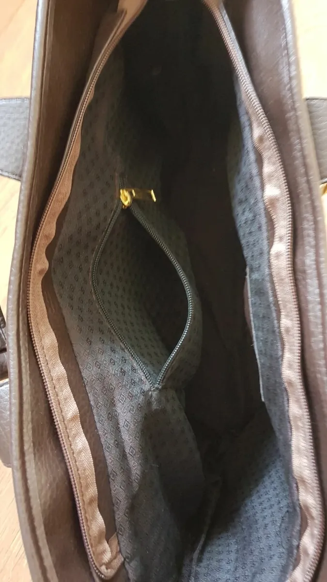 handbag- MK-leather  BRAND NEW - Image 4