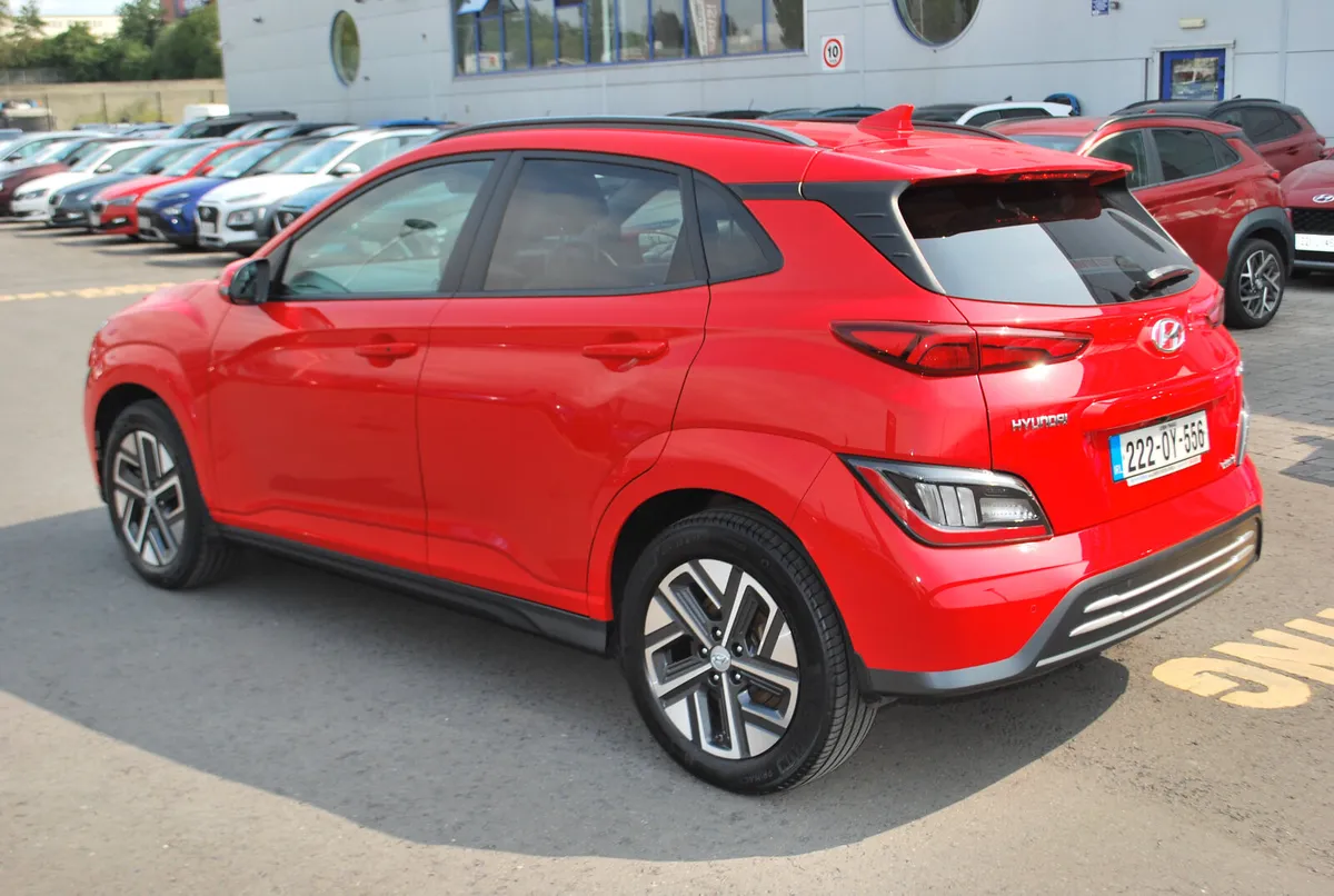 Hyundai KONA 2022 - Image 3