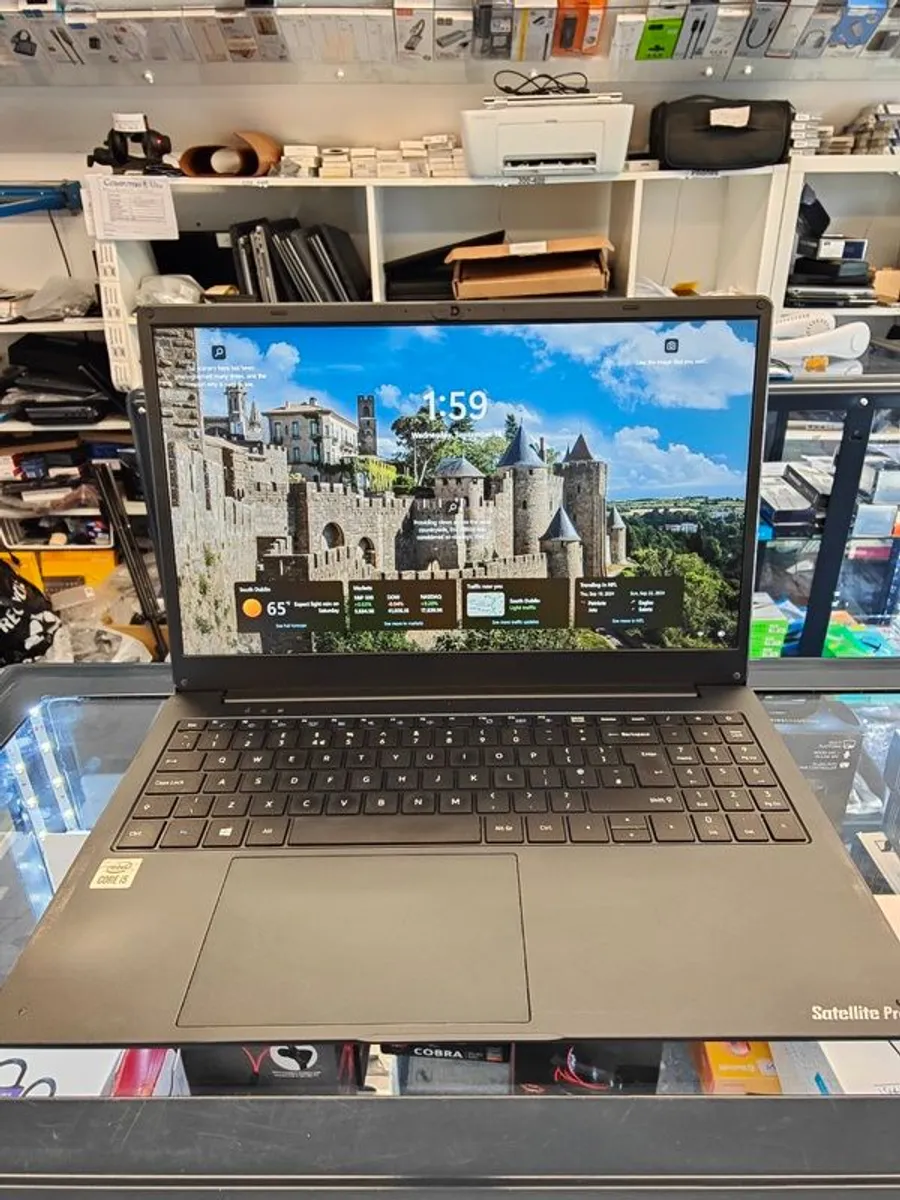 Toshiba Satellite Pro Dynabook C50-H-11B Notebook Intel i5-1035G1 (10th Gen) 8GB RAM, 256GB SSD Windows 11 Home - Image 1