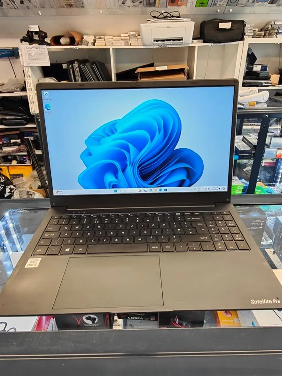 Toshiba Satellite Pro Dynabook C50-H-11B Notebook Intel i5-1035G1 (10th Gen) 8GB RAM, 256GB SSD Windows 11 Home - Image 3