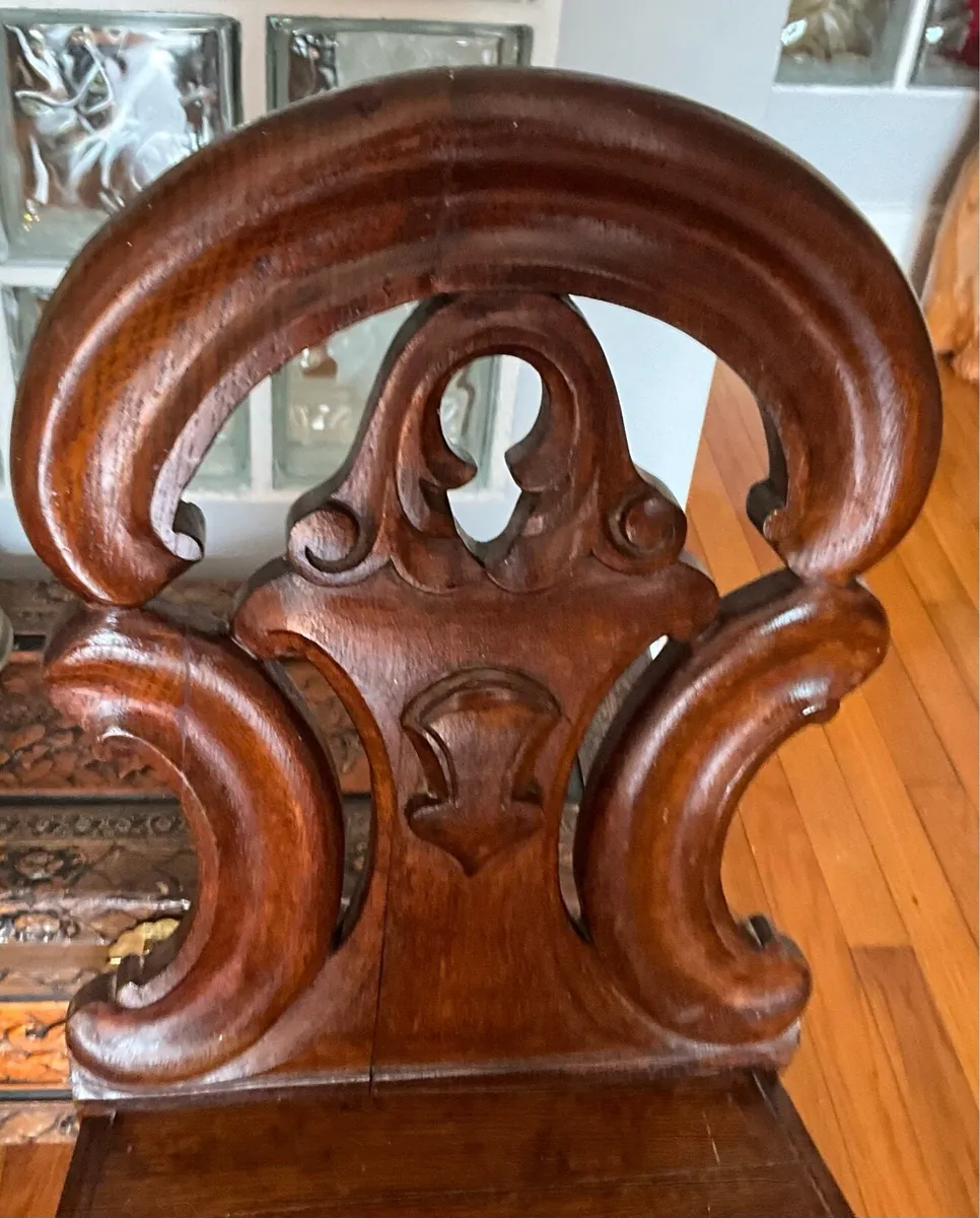 Pair of Victorian Mahogany Carved Hall Chairs - Image 4