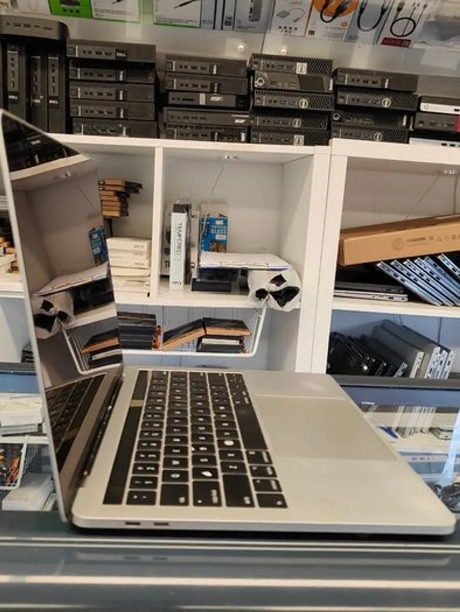 TOUCH BAR Apple MacBook Pro 13" / Mid 2017 Silver i7 3.5GHz 16GB 512GB SSD A1706 (Battery Cycle: 447) - Image 3