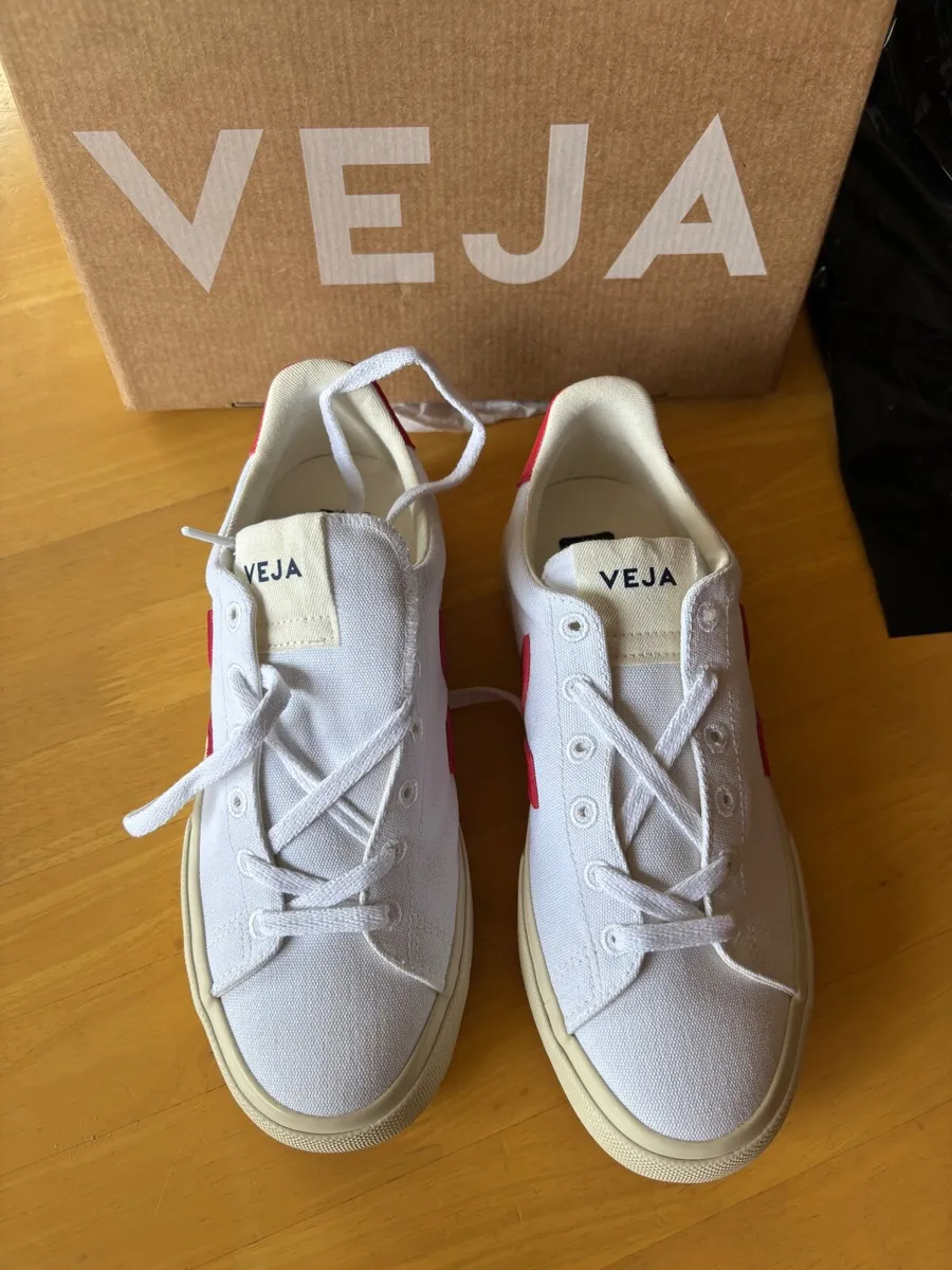 Veja ladies runners - Image 3