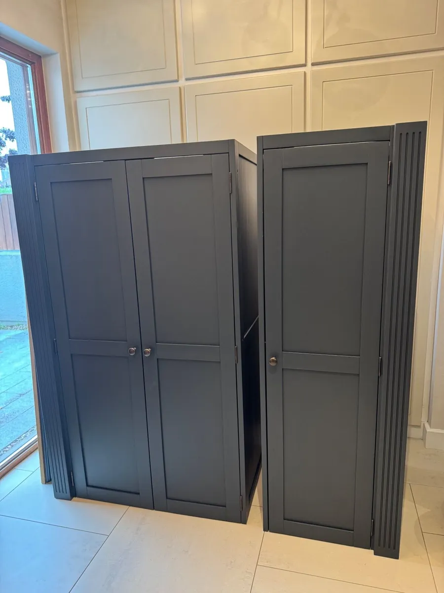 Top quality Wardrobe - from Oak Furnitureland (UK) - Image 2