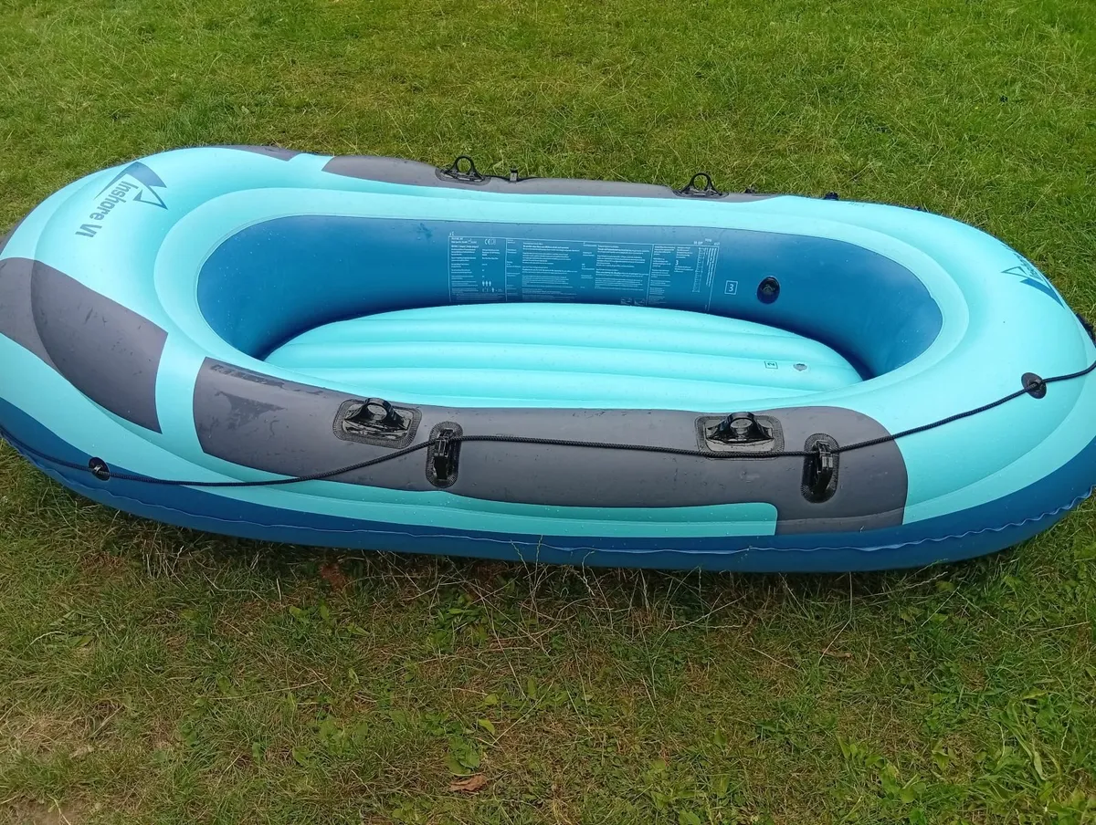 Inflatable dinghy for 3 people 1month old - Image 3