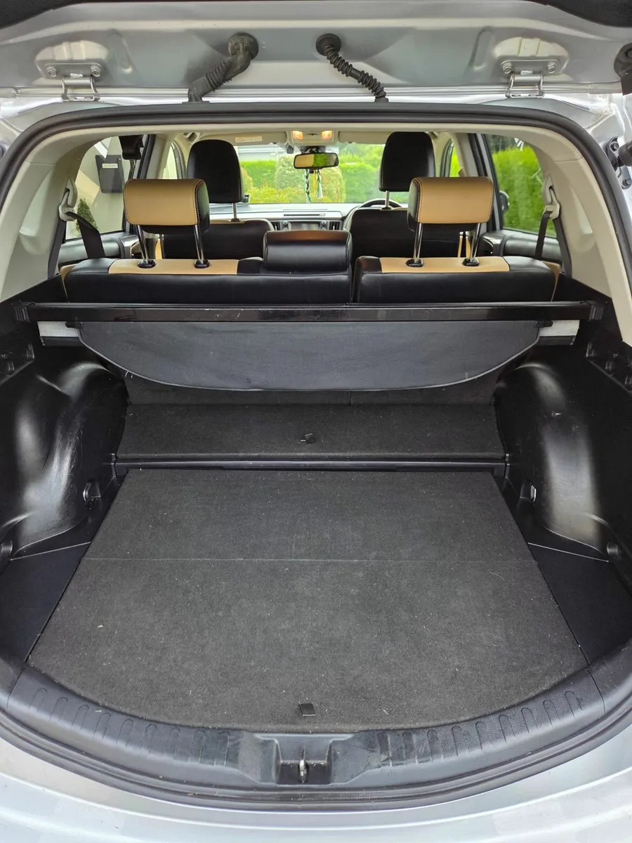 Toyota RAV4 2018 - Image 2