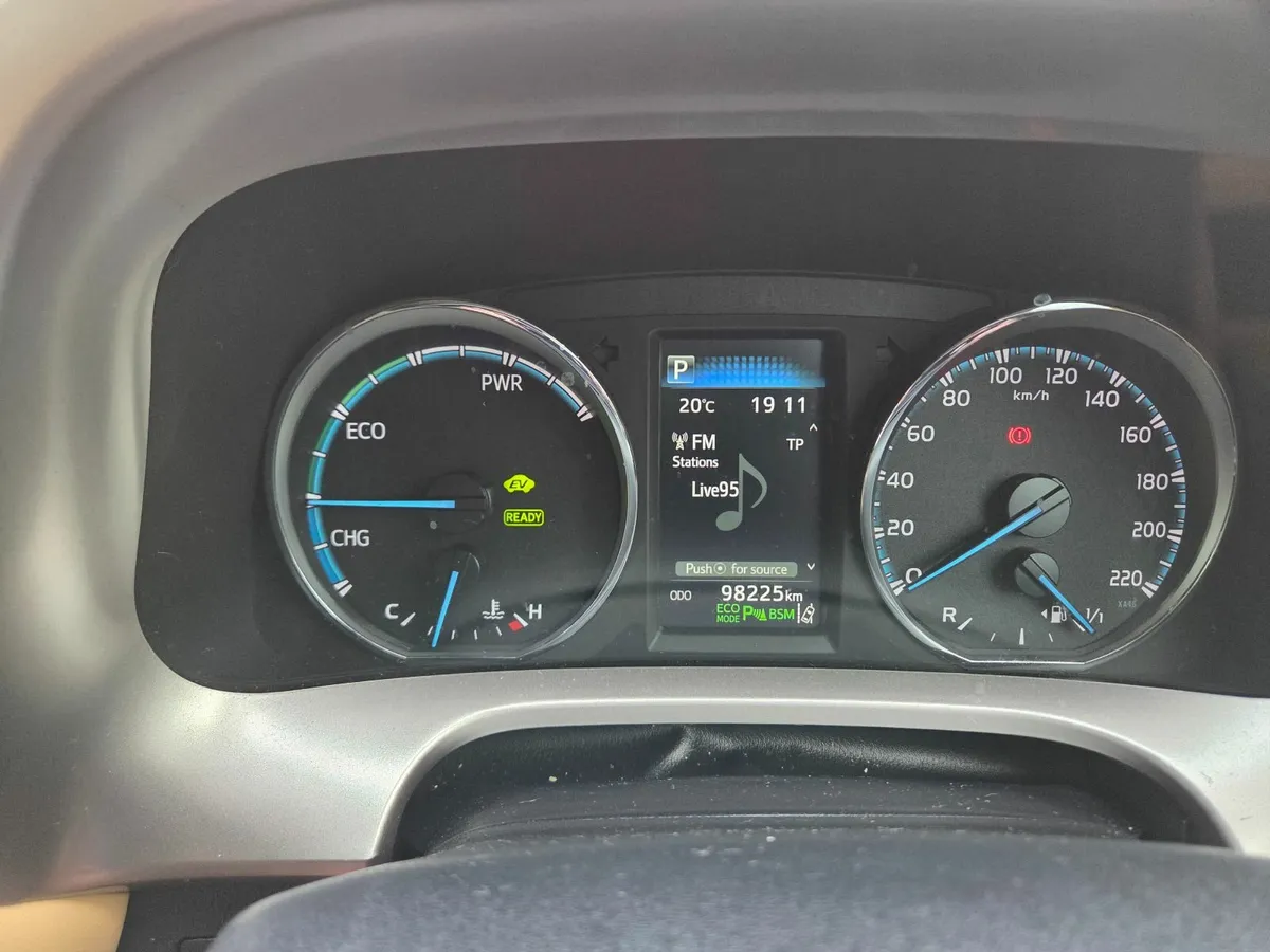 Toyota RAV4 2018 - Image 3