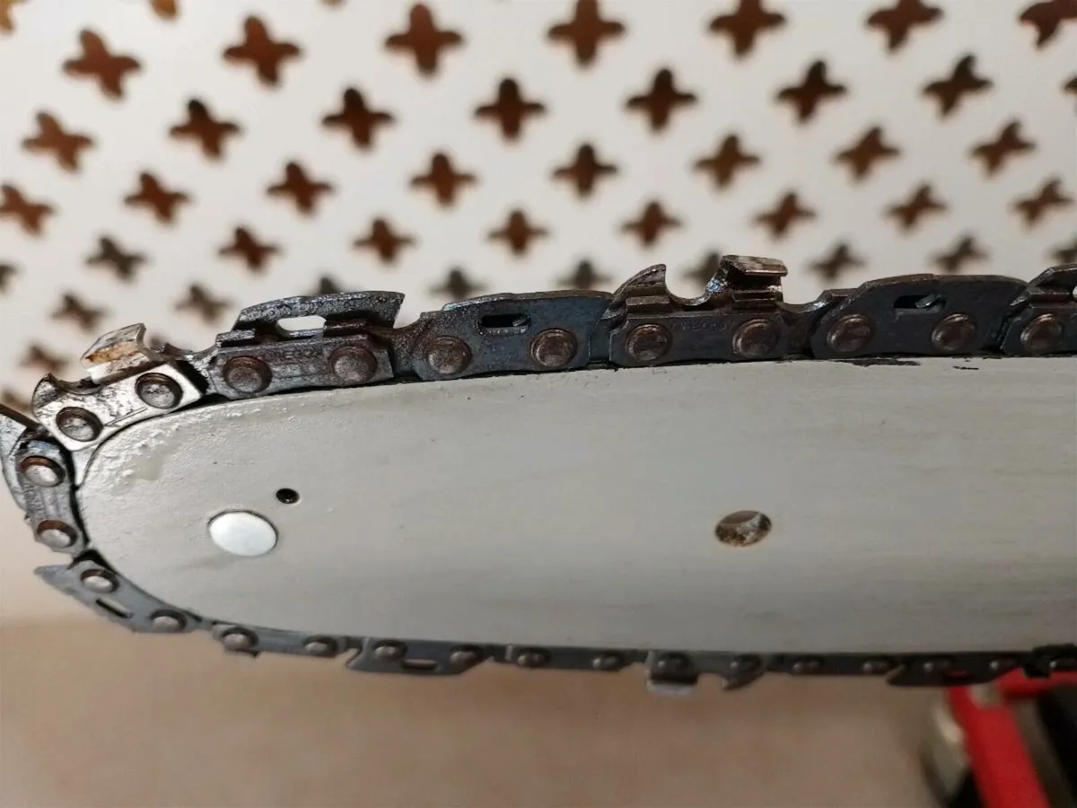 Chainsaw - Image 3