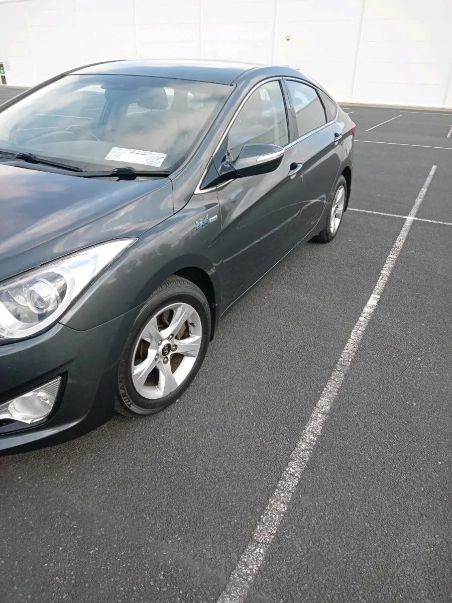 Hyundai I40 - Image 2