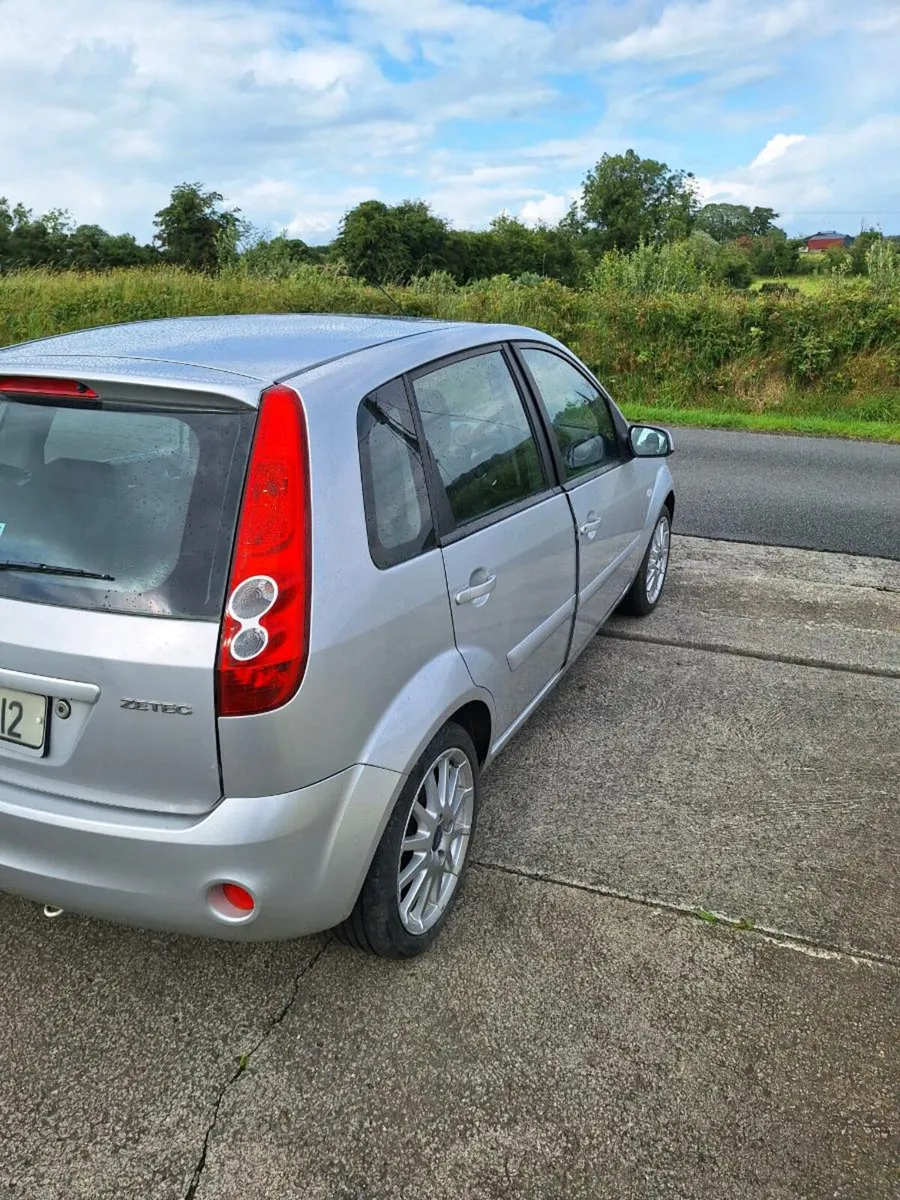 Ford fiesta 2008 1.25 - Image 3