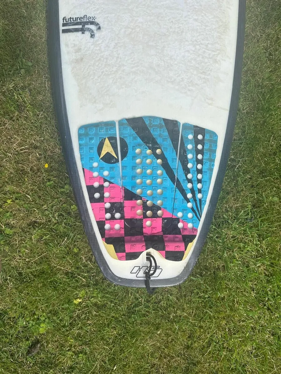 Haydenshapes Love Buzz Surfboard 6'2 - Image 3
