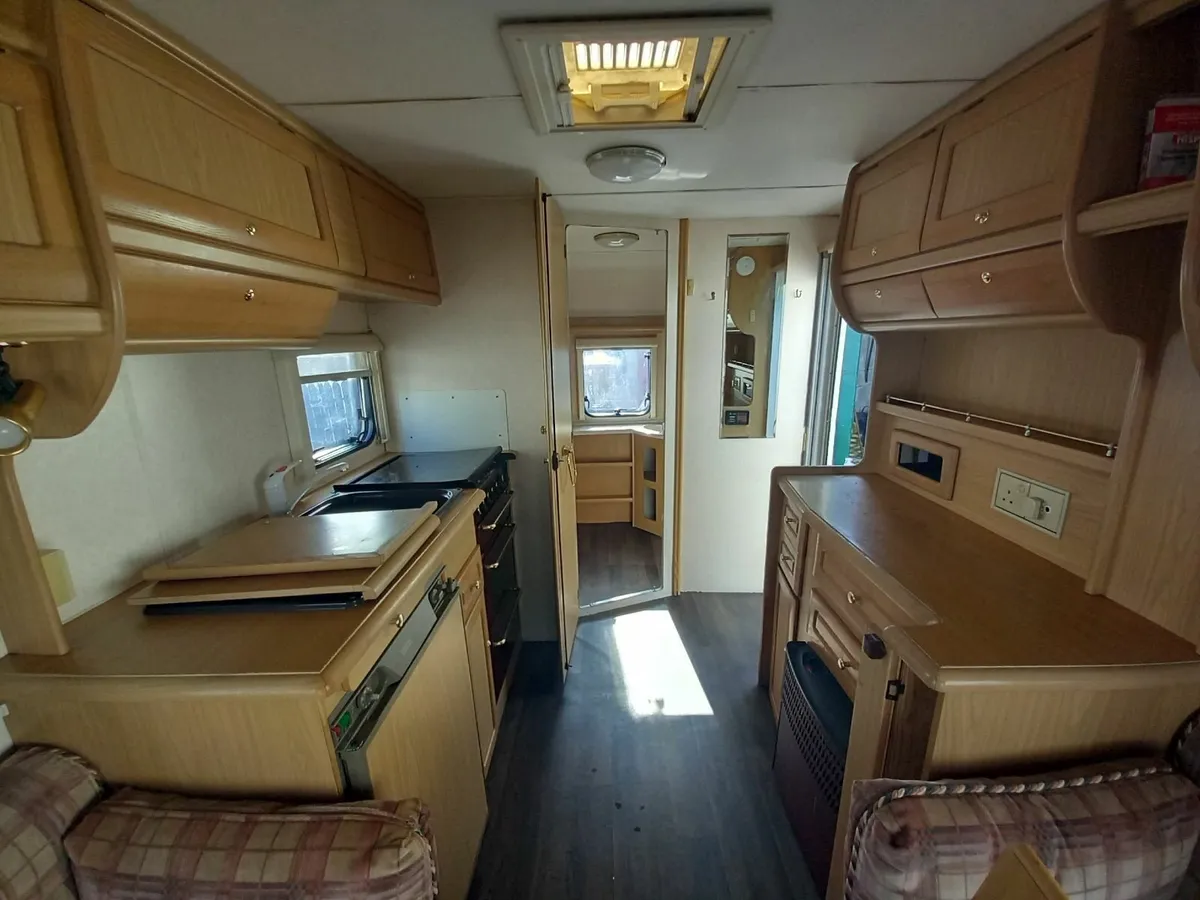 caravan - Image 2