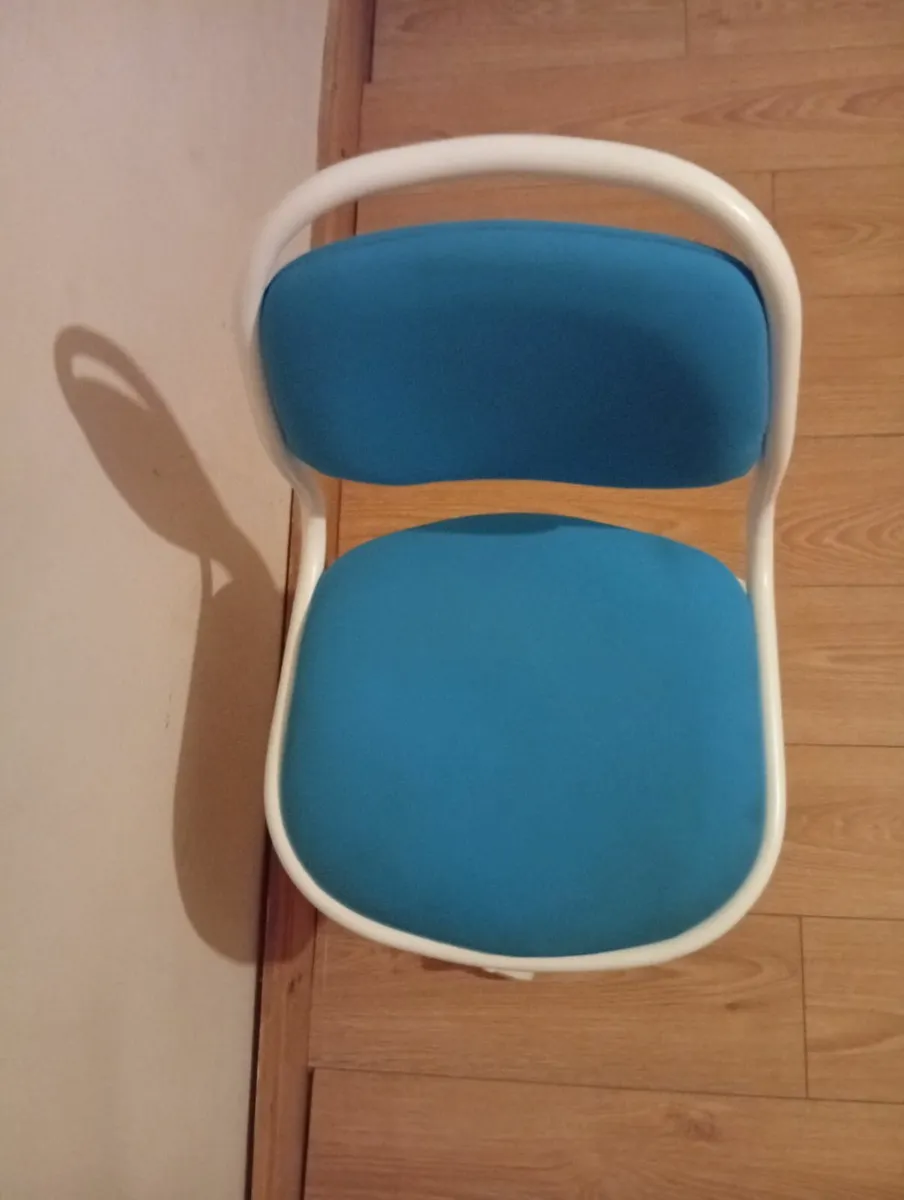 Quality Kids Computer swivel chair 1month old - Image 2