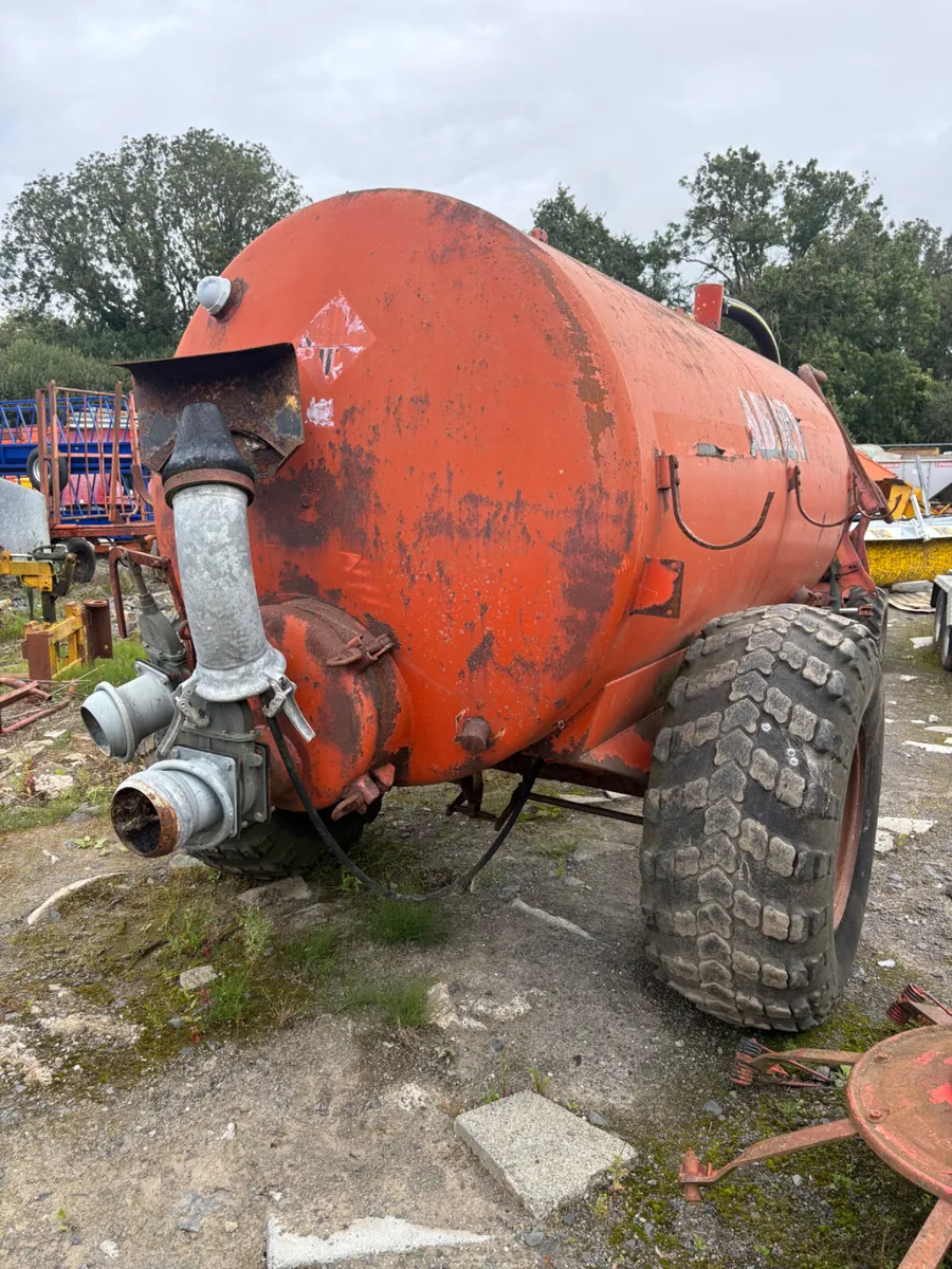 Abbey 1300 tanker - Image 2
