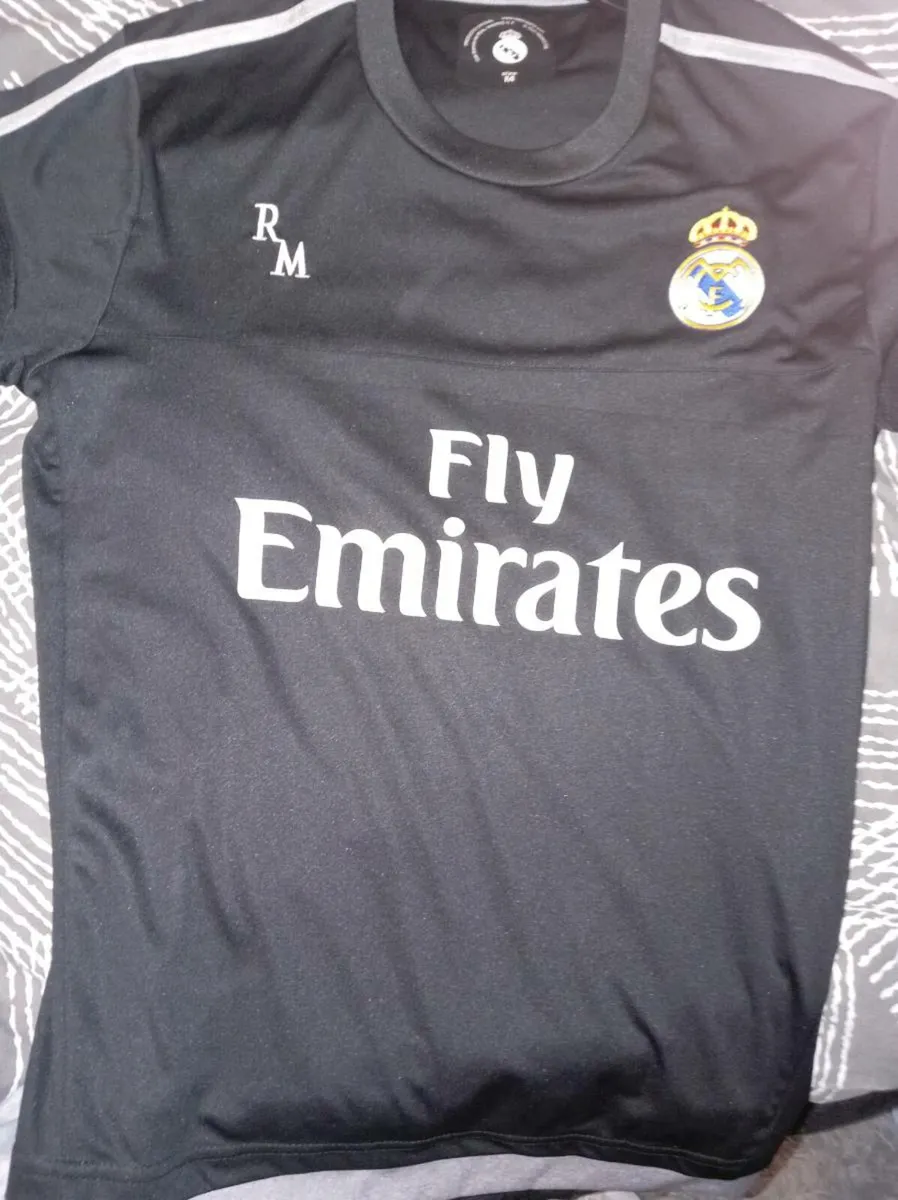 Football jerseys - Image 1