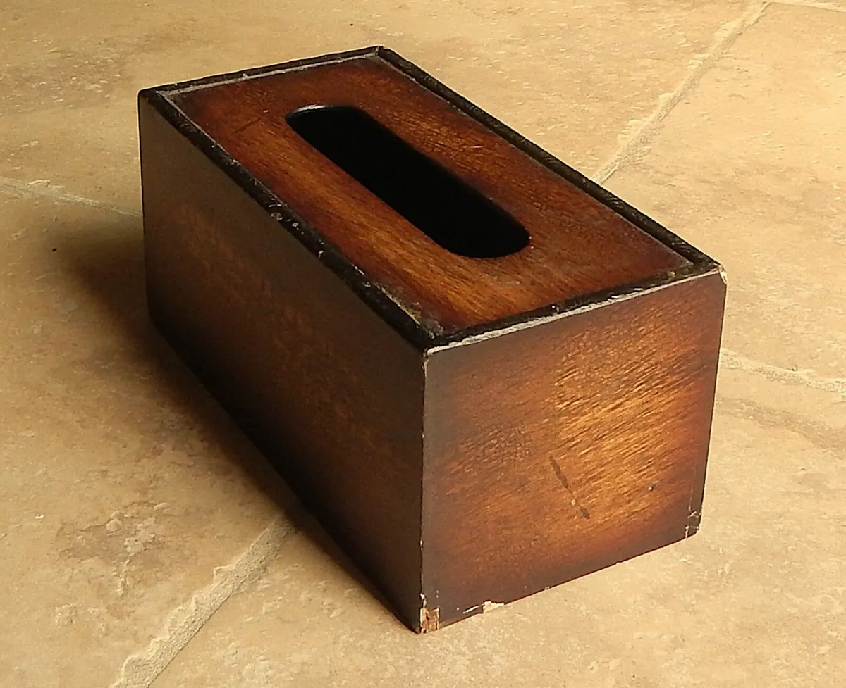 Vintage Hand Decorated Oak Tissue Box - Image 2