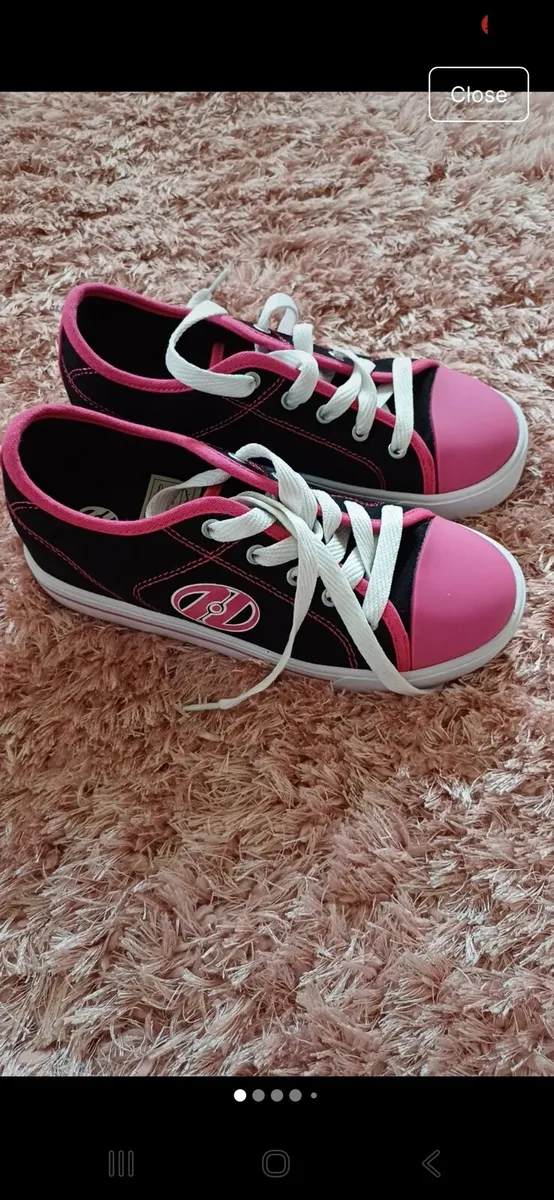 Heelys roller skates - Image 2