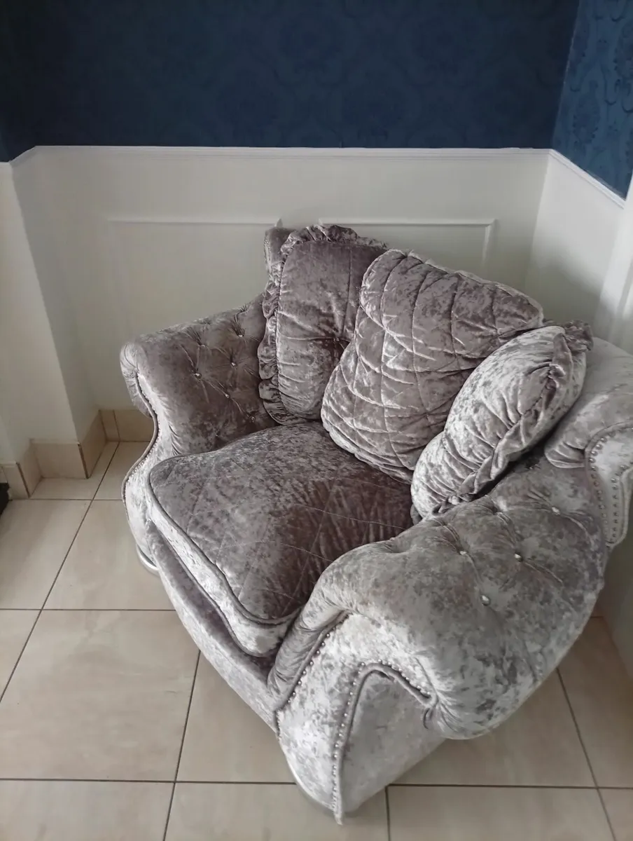 Sofa 3 11 and coffee table - Image 3