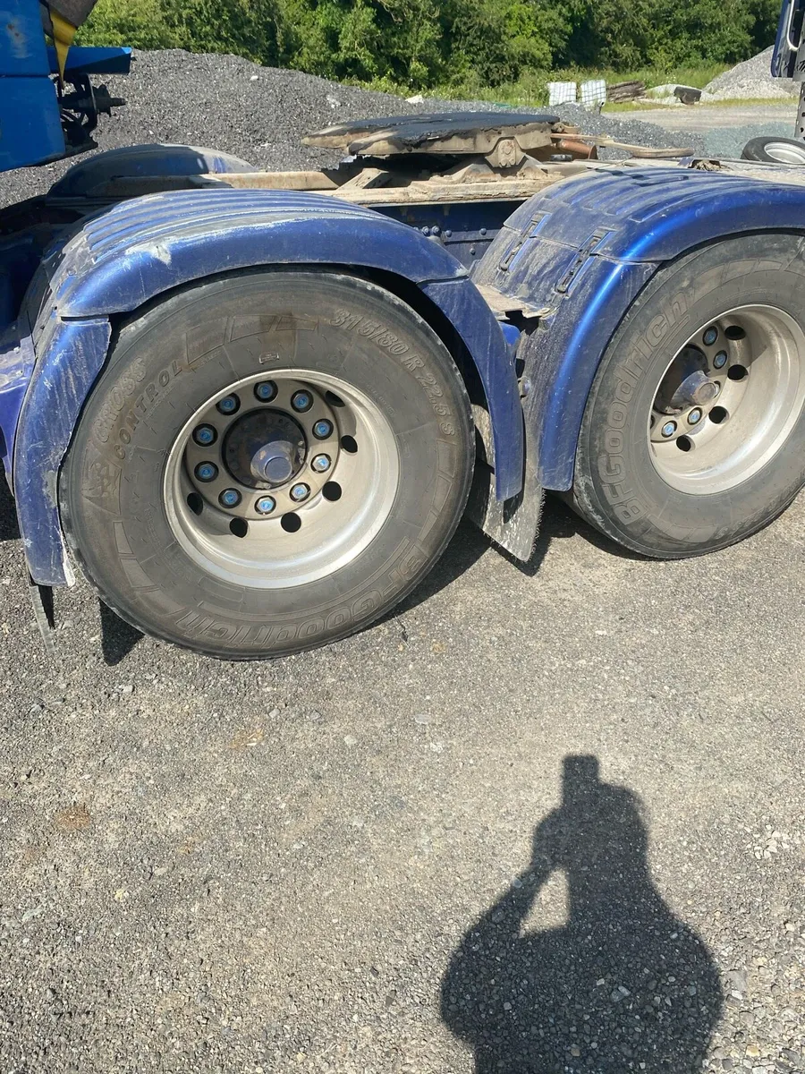 R500 Scania  6x4 - Image 2