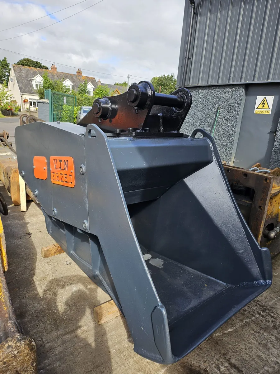 VTN Crushing Bucket - Image 1