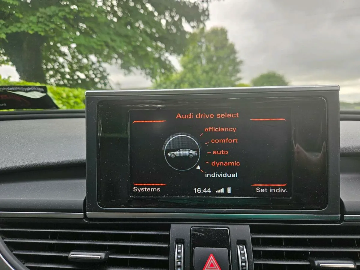 Audi A6 Automatic Triptronic - Image 2