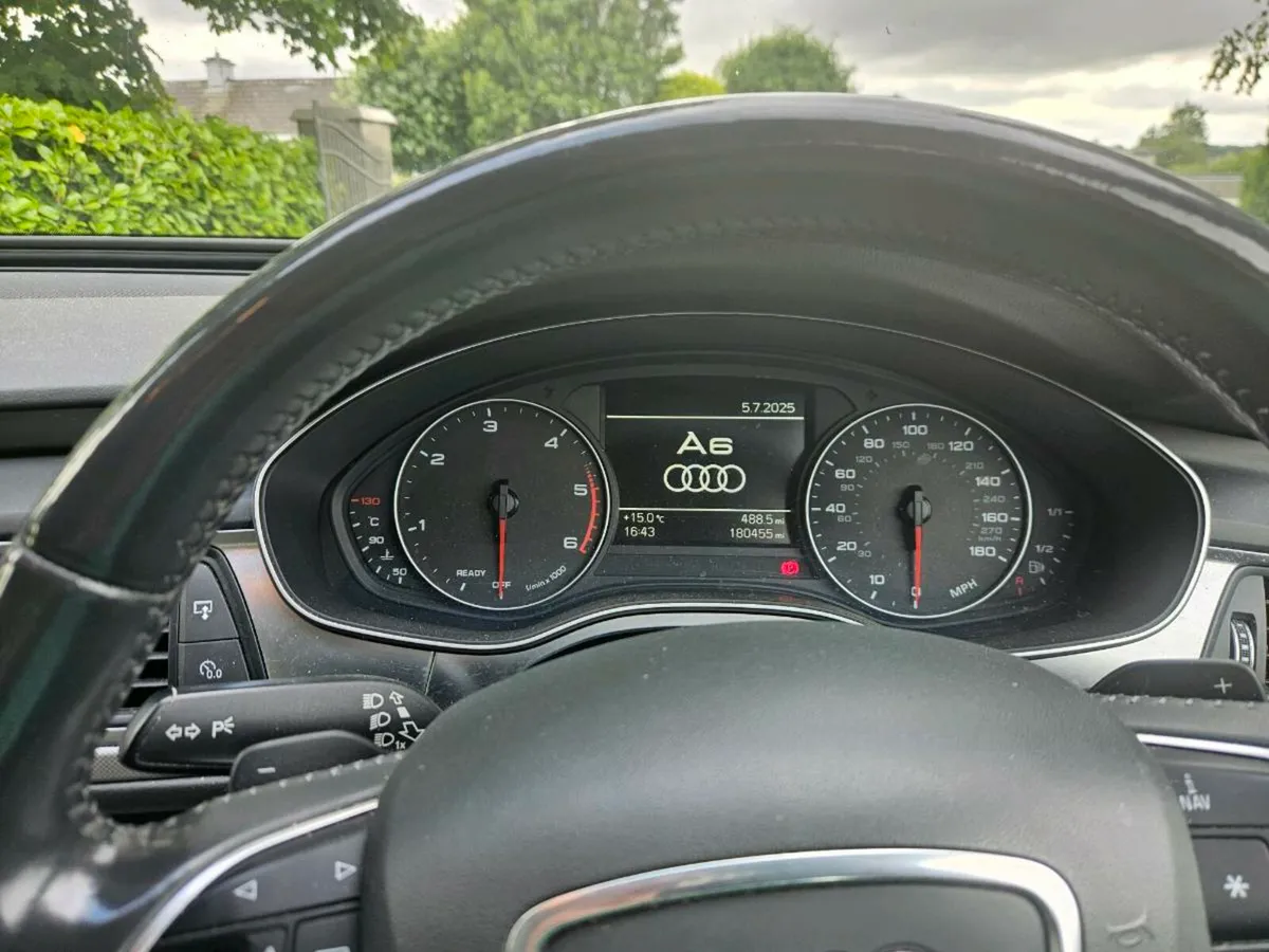 Audi A6 Automatic Triptronic - Image 4