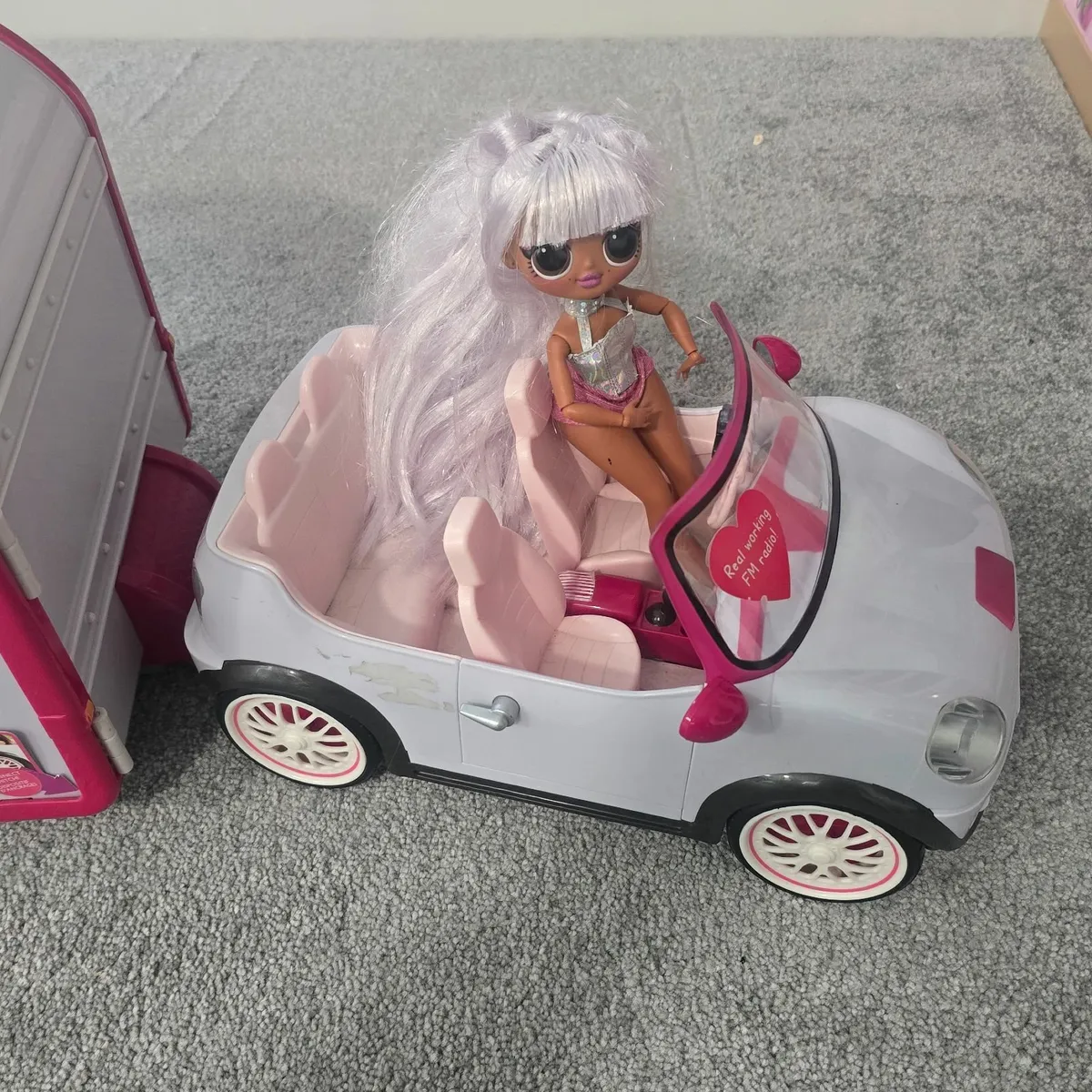 Lol doll and car and caravan - Image 2