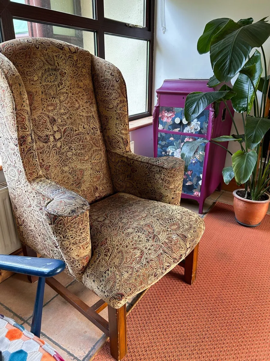 Wing back chair - Image 1