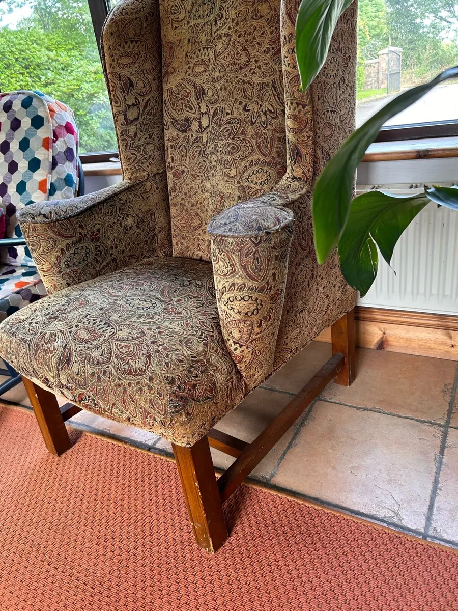 Wing back chair - Image 2