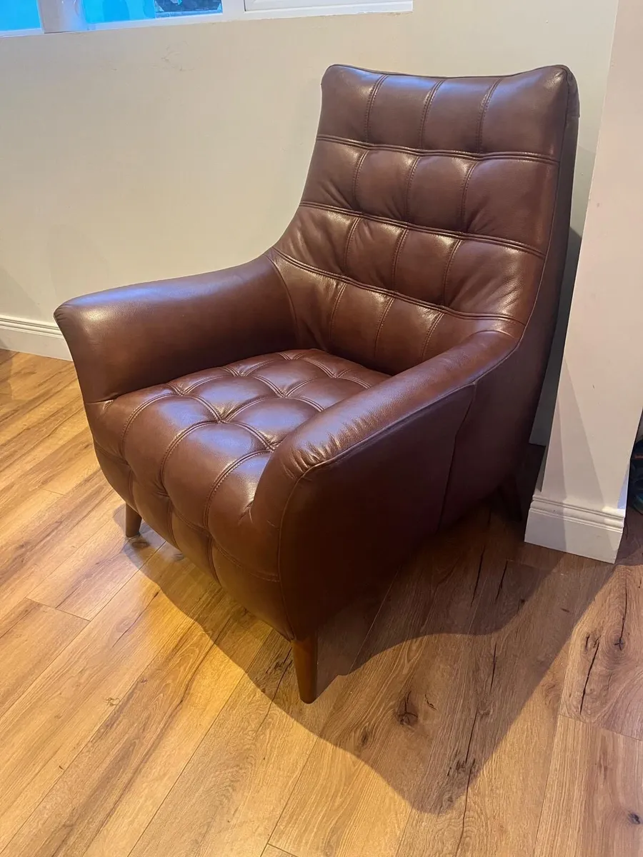 Armchair - Image 2