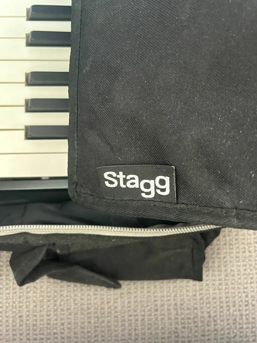 Roland GO:61P - Digital Piano - Image 3