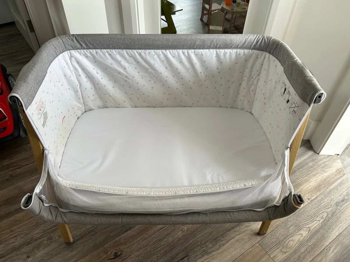Baby cot - Image 3