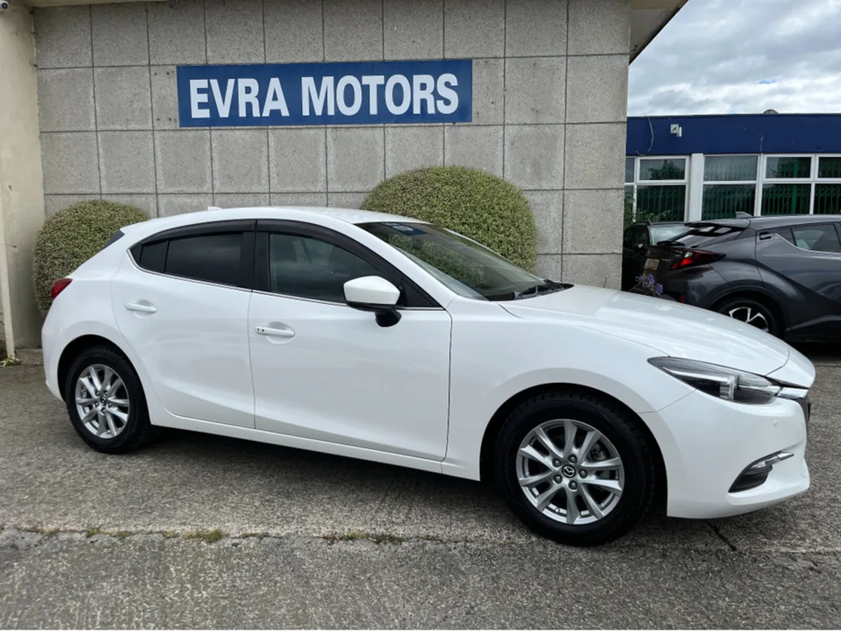 Mazda Mazda3 AXELA AUTOMATIC 1.5 PETROL - Image 3