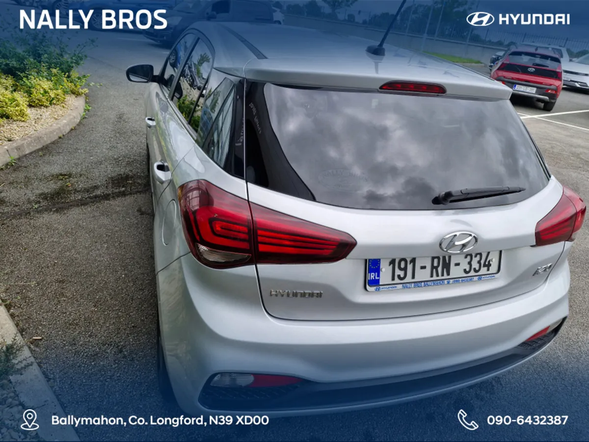 Hyundai i20 ACTIVE PETROL DELUXE AUTO 5DR - Image 2