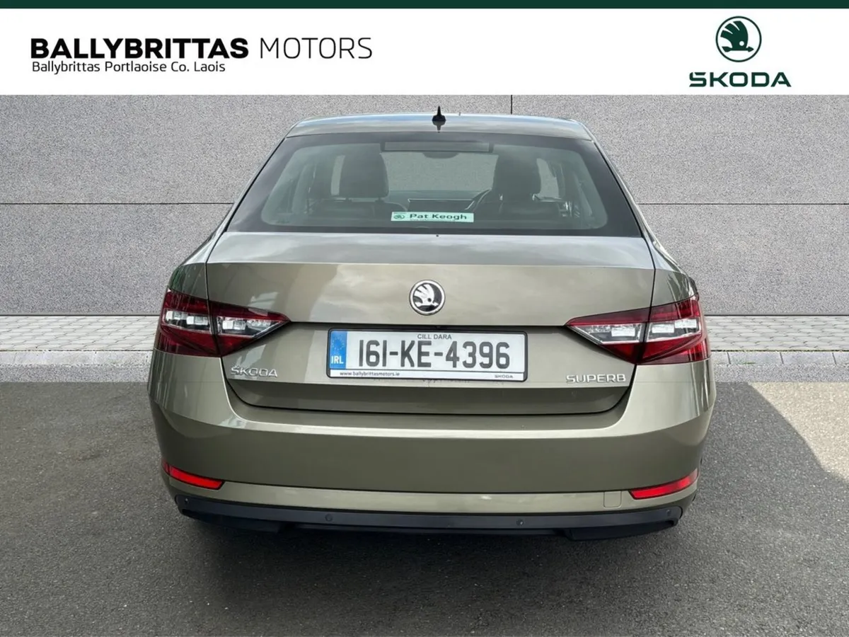 Skoda Superb 1.6 TDI 120bhp Style - Image 4