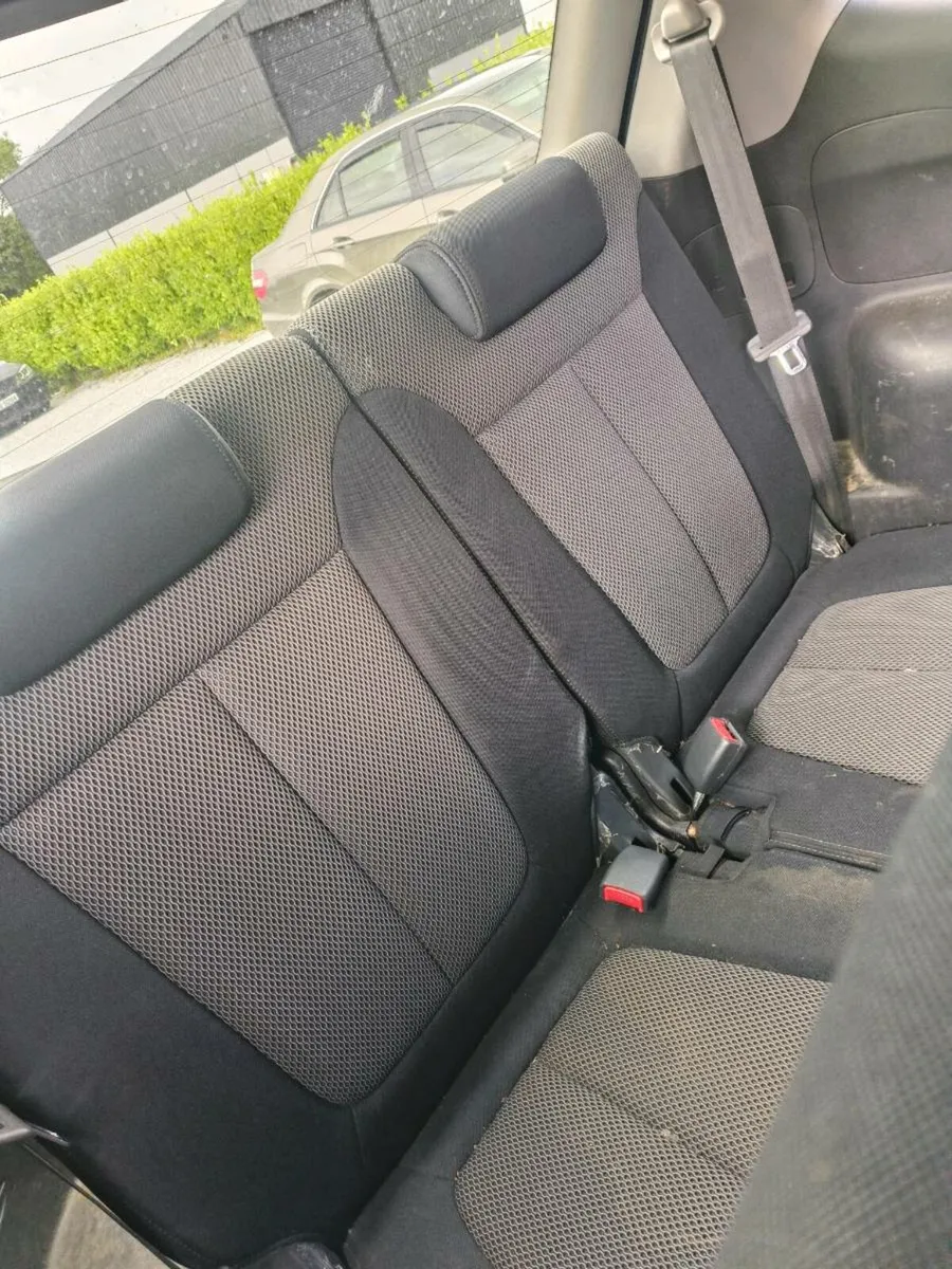 Hyundai Santa Fe - Image 4