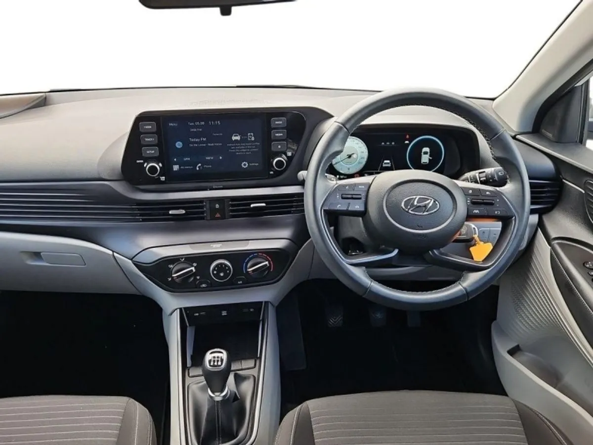 Hyundai i20 1.2 Deluxe Plus - Image 2