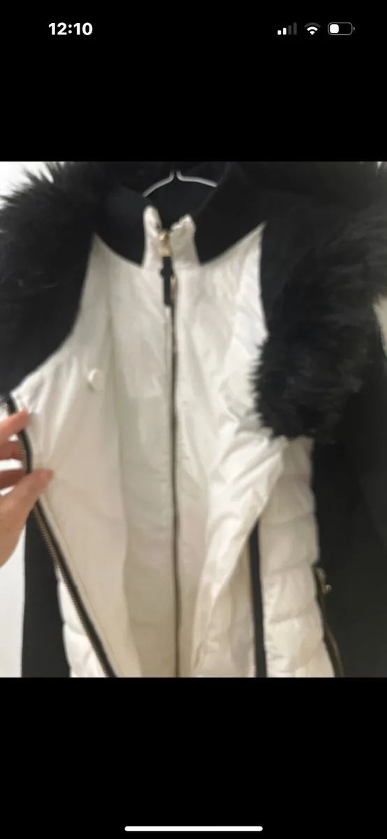 Ladies Calvin klein Cream & Black Long Fur hooded - Image 2