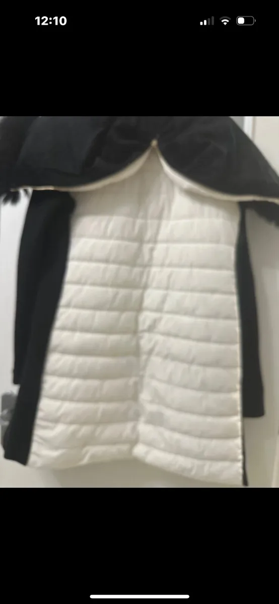 Ladies Calvin klein Cream & Black Long Fur hooded - Image 3