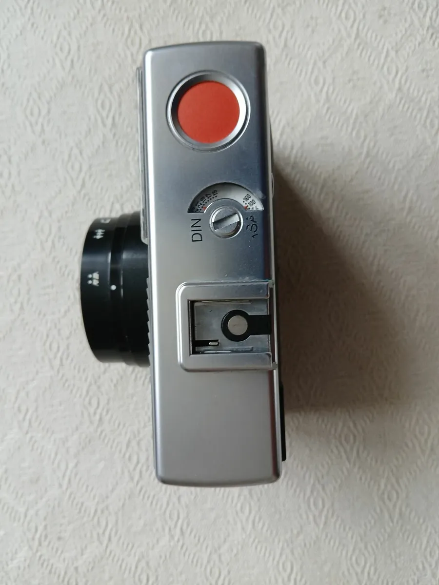 4 Agfa Film Cameras and accessories - Image 2